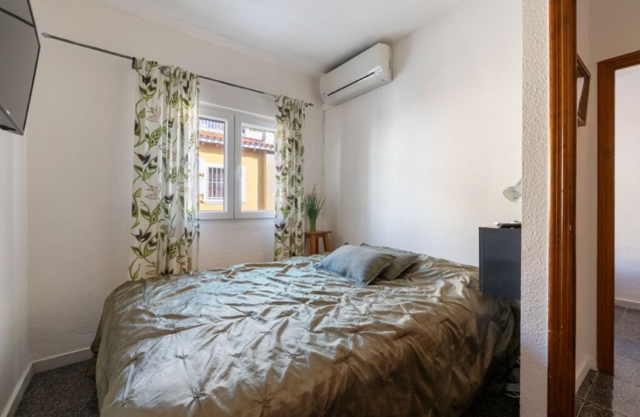 Resale - Town House -
Torrevieja - Cabo Cervera