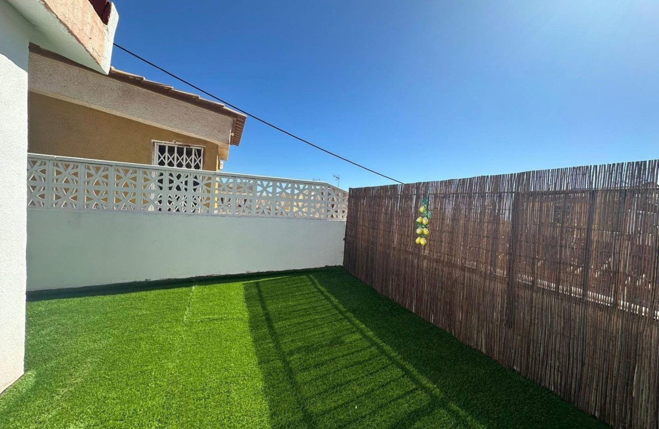 Resale - Town House -
Torrevieja - Cabo Cervera