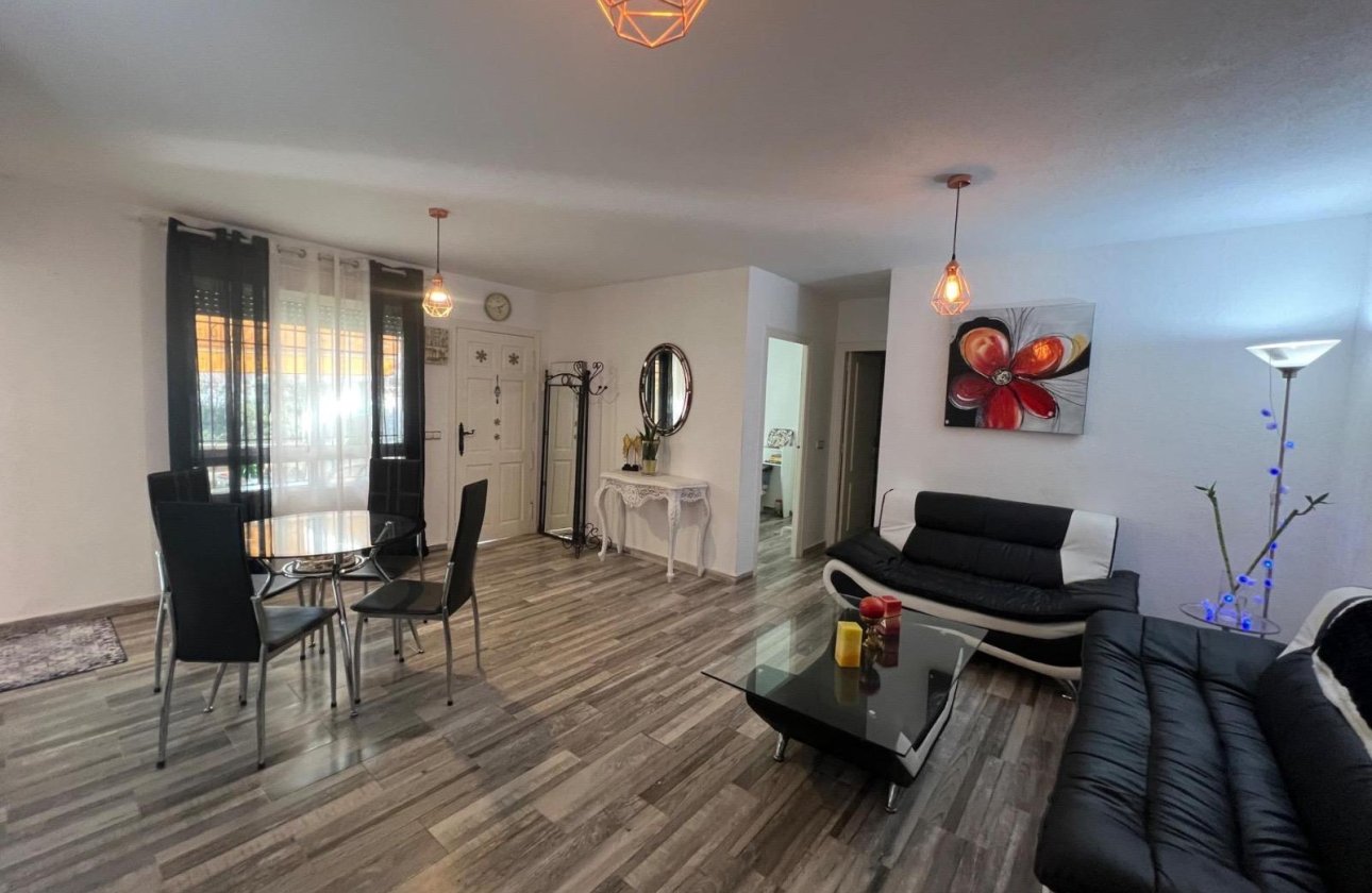 Resale - Town House -
Torrevieja - Calas Blanca