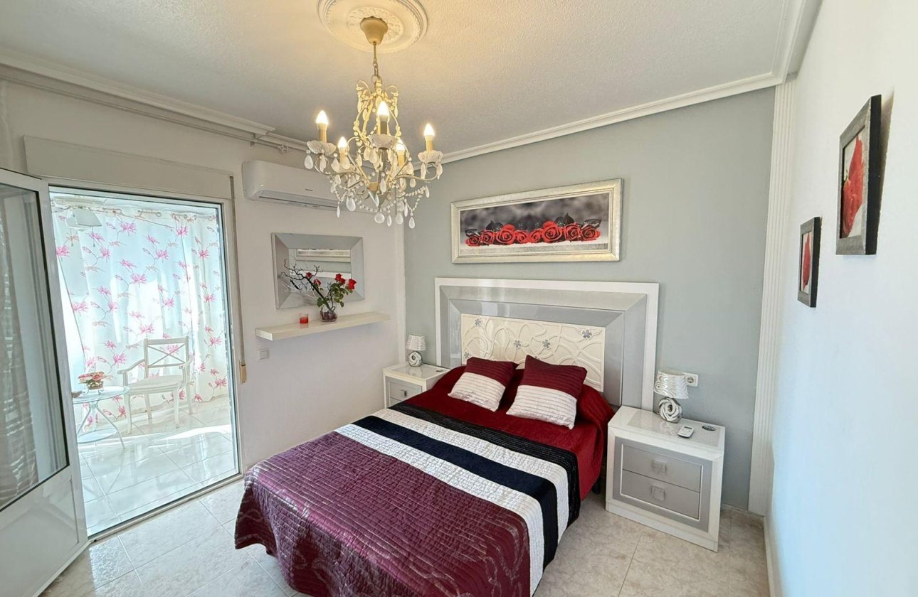 Resale - Town House -
Torrevieja - Calas Blanca