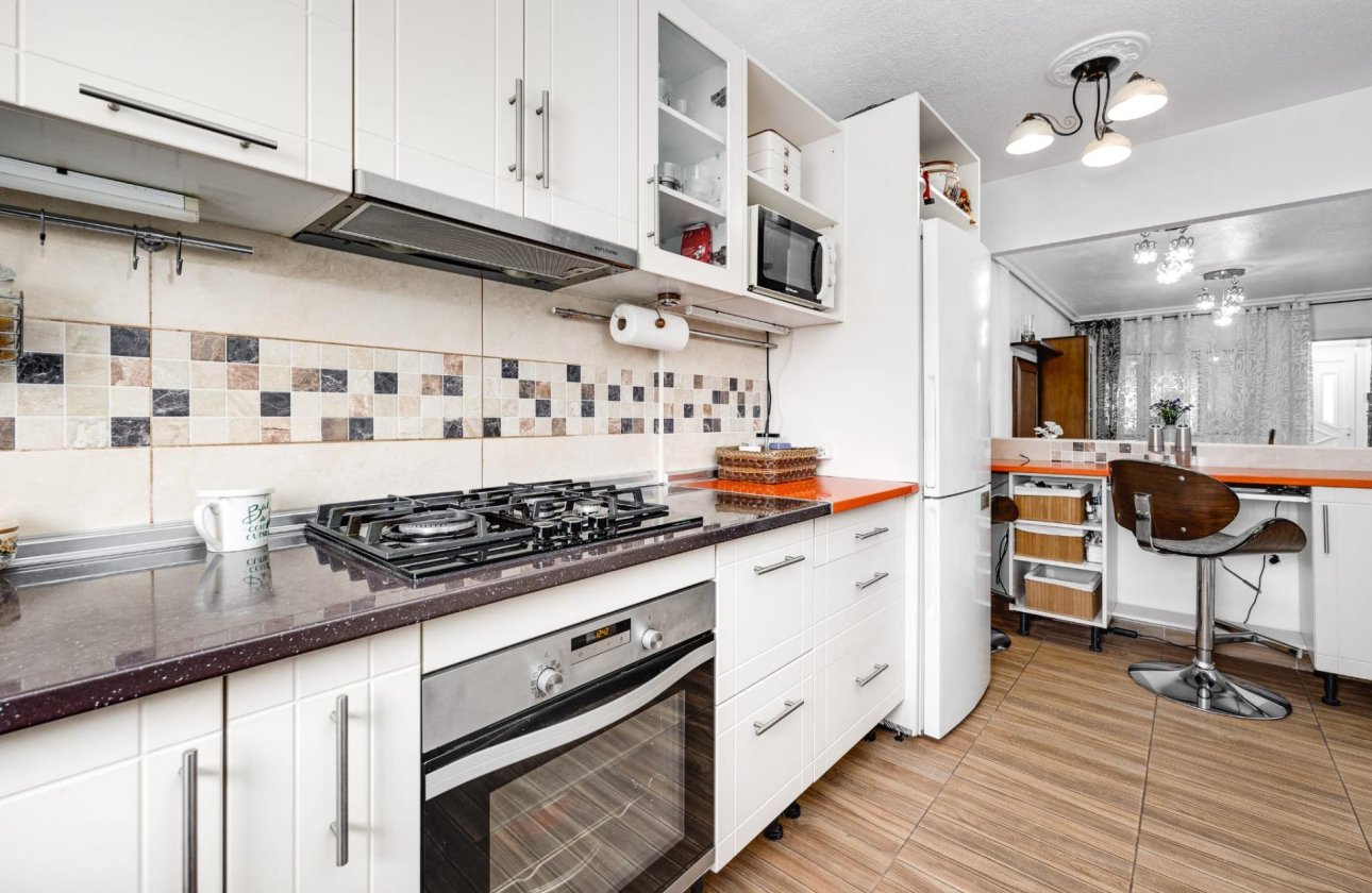 Resale - Town House -
Torrevieja - Calas Blanca