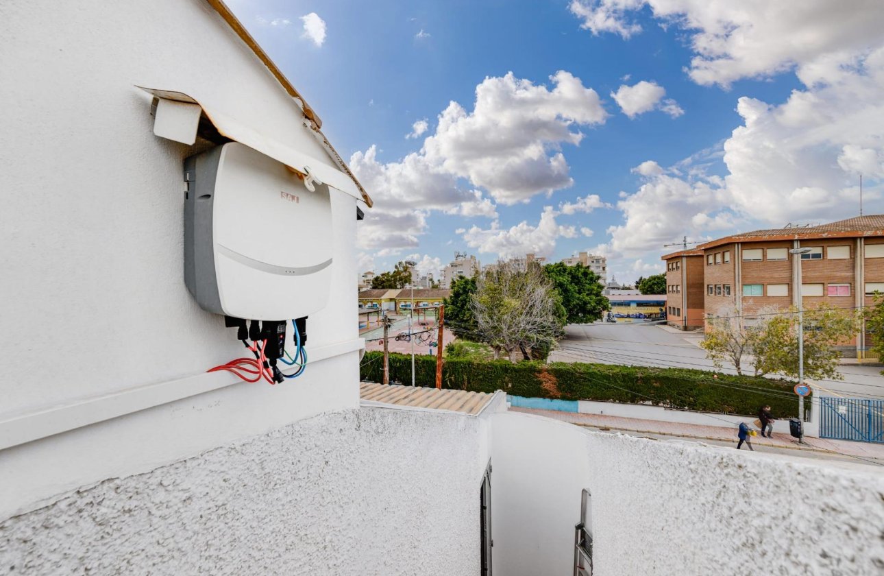 Resale - Town House -
Torrevieja - Calas Blanca