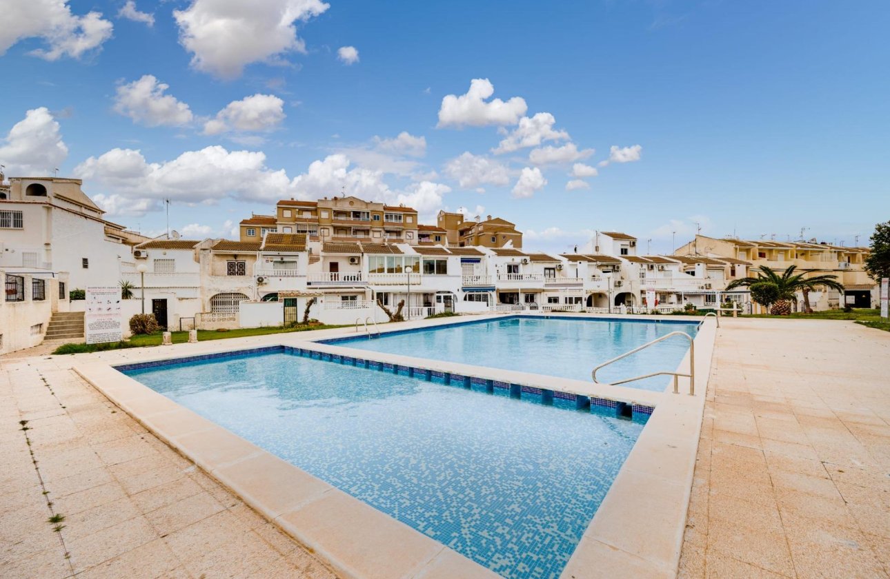 Resale - Town House -
Torrevieja - Calas Blanca