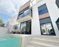 Resale - Town House -
Torrevieja - Calas Blanca