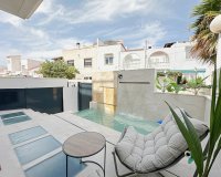 Resale - Town House -
Torrevieja - Calas Blanca