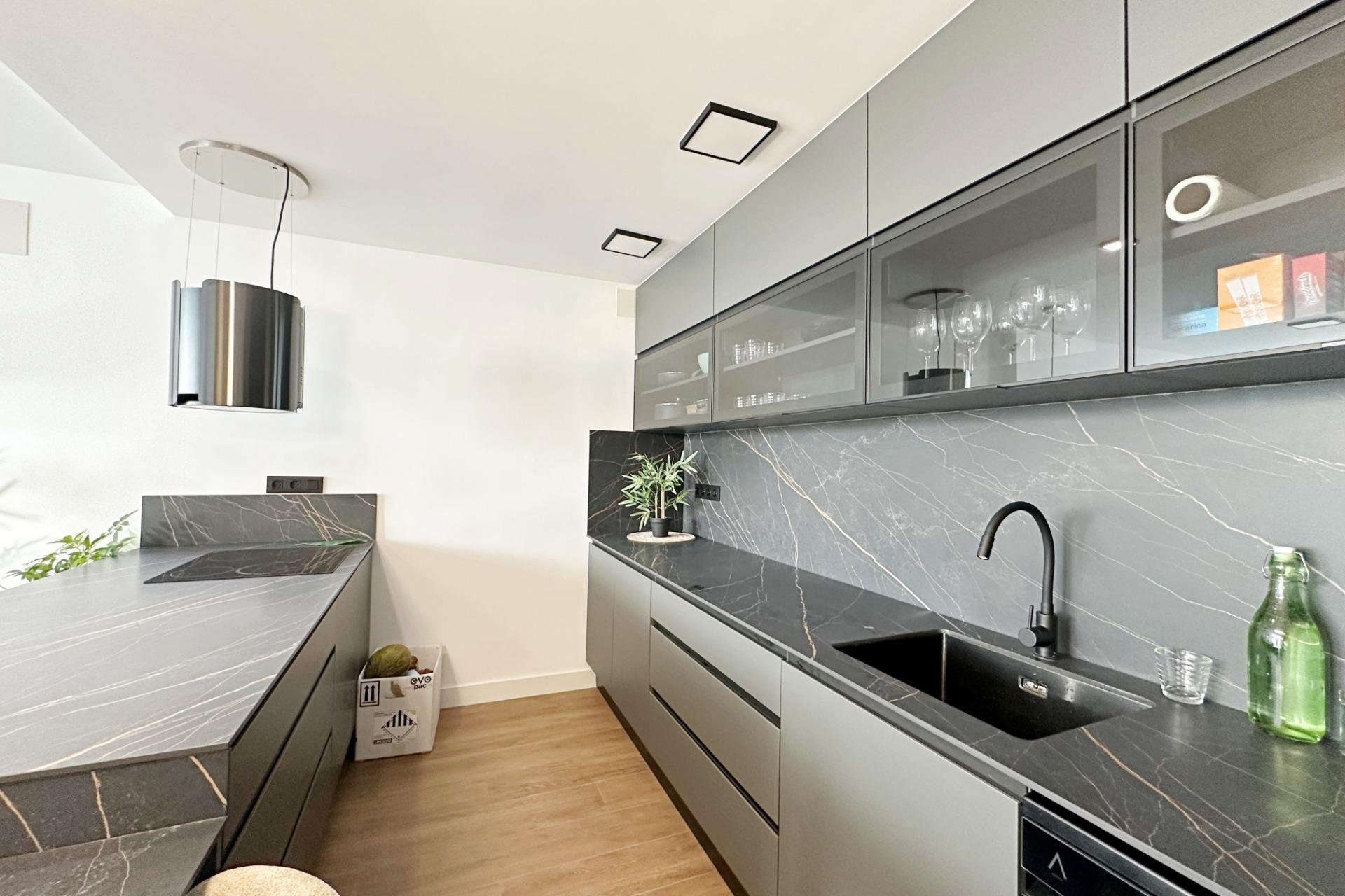 Resale - Town House -
Torrevieja - Calas Blanca