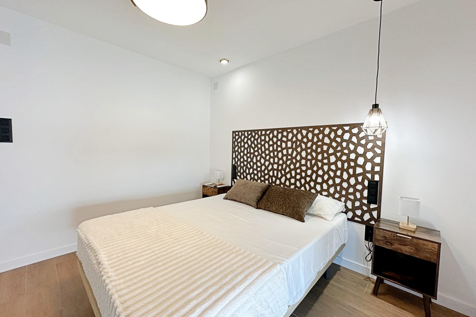 Resale - Town House -
Torrevieja - Calas Blanca