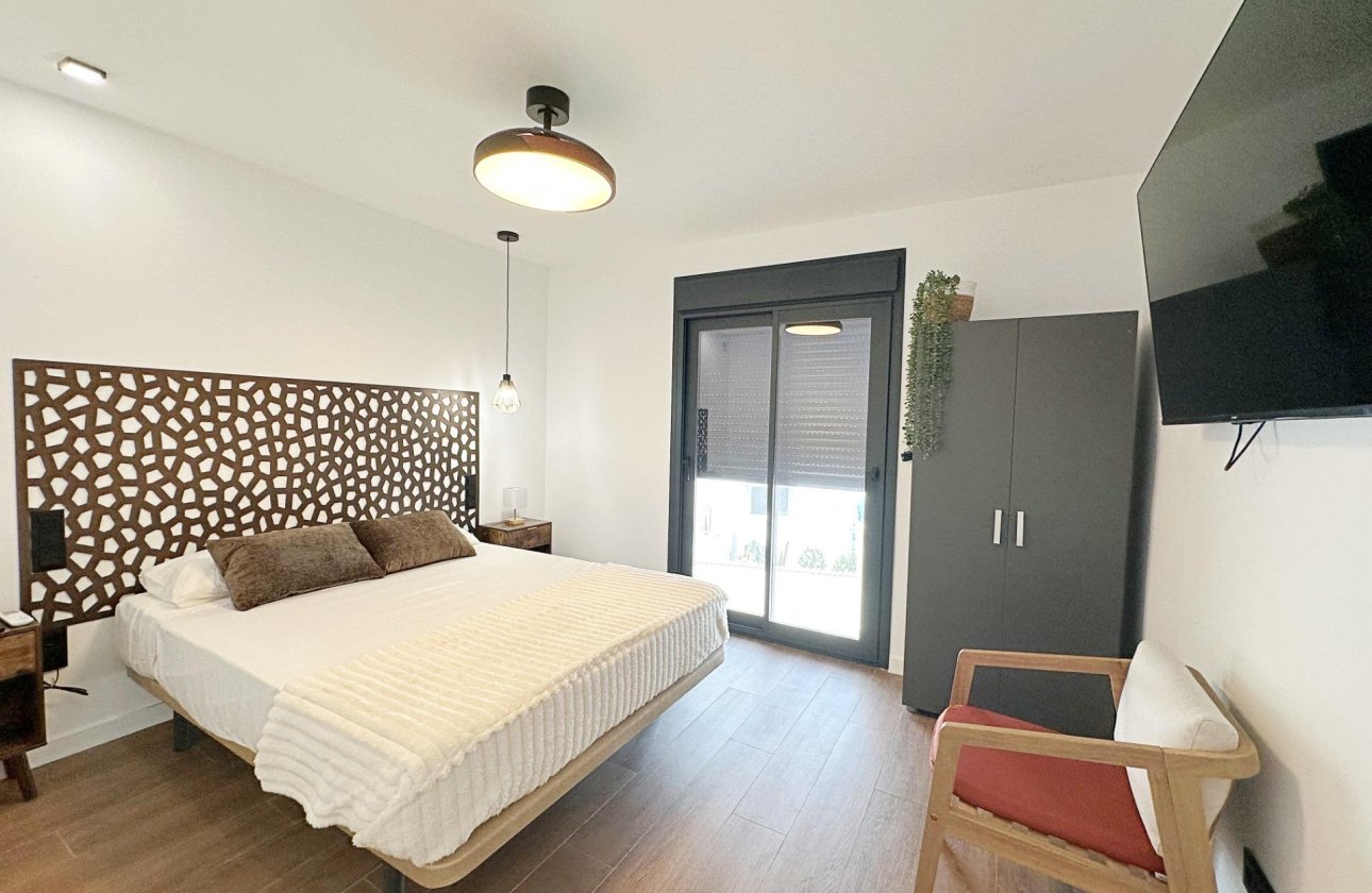 Resale - Town House -
Torrevieja - Calas Blanca