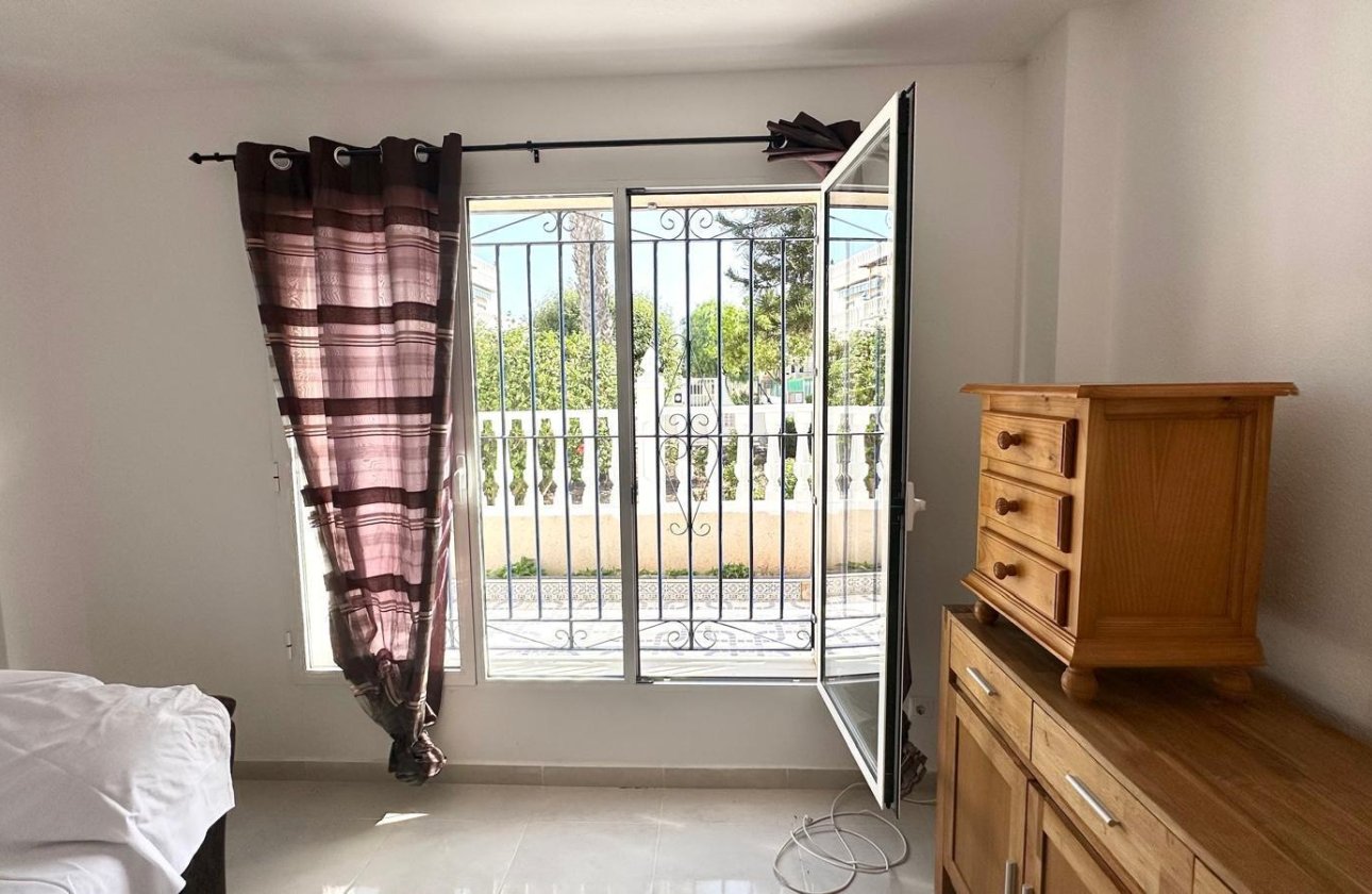 Resale - Town House -
Torrevieja - Carrefour