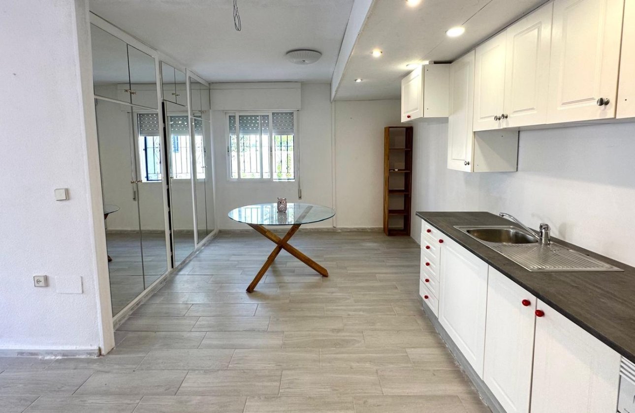 Resale - Town House -
Torrevieja - Carrefour