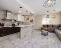 Resale - Town House -
Torrevieja - Centro