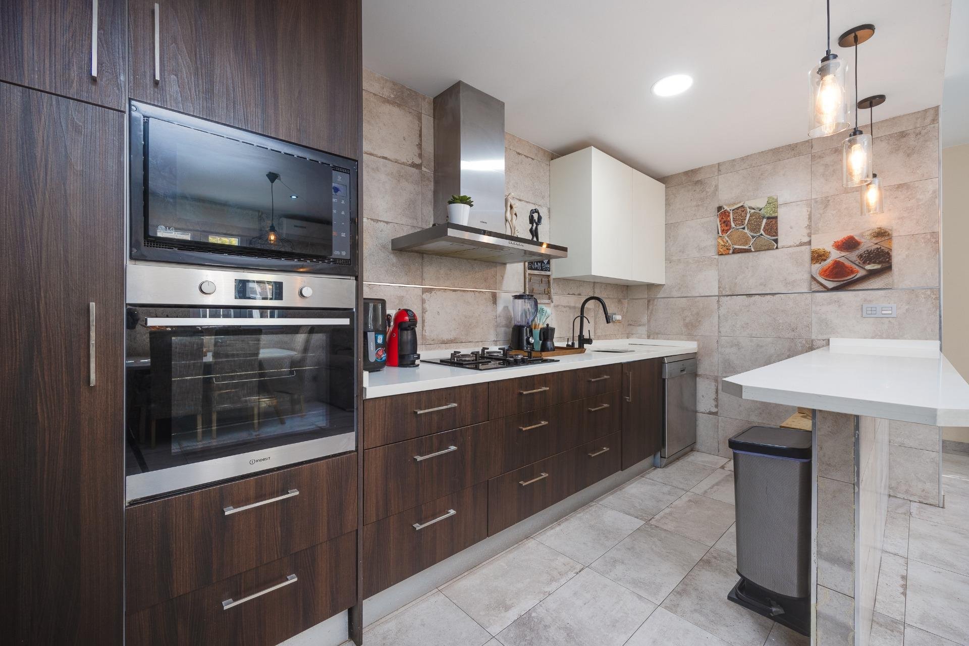 Resale - Town House -
Torrevieja - Centro