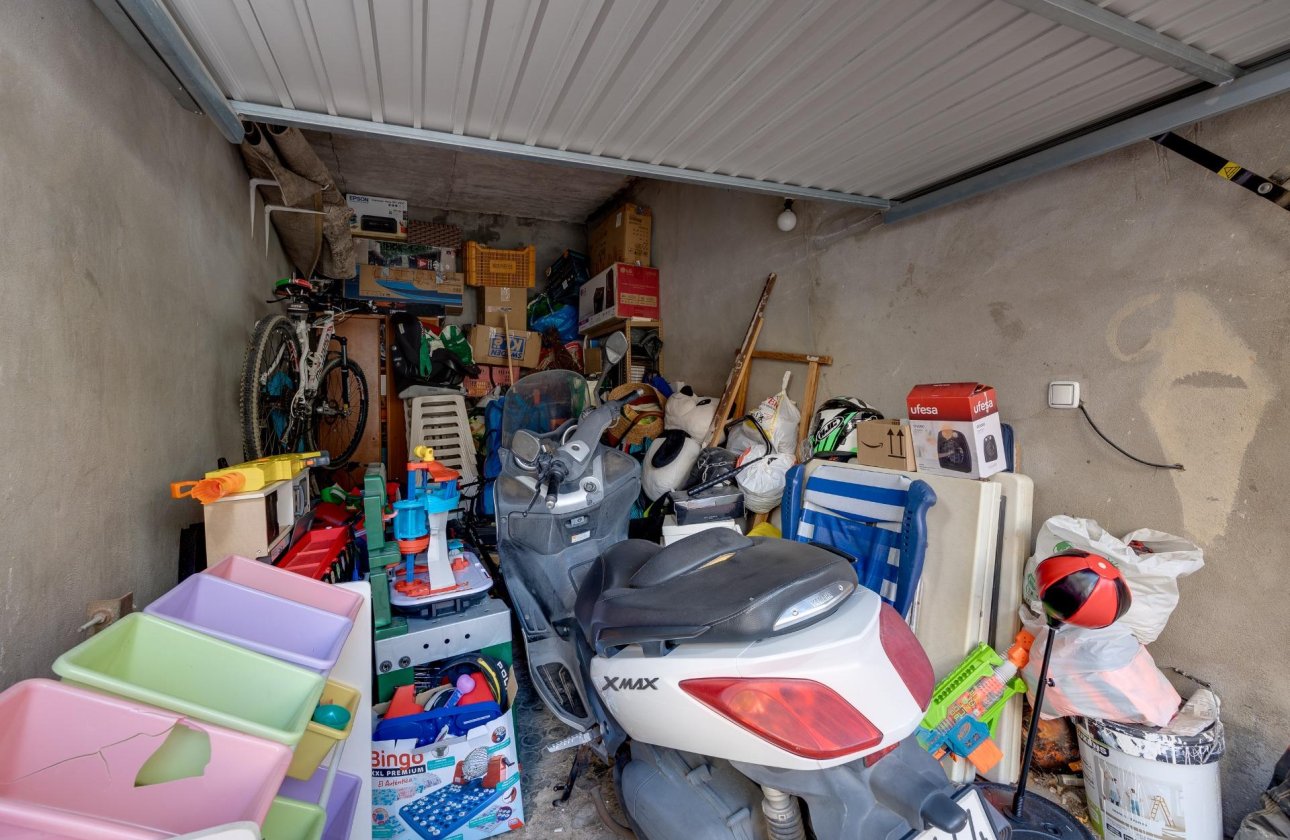 Resale - Town House -
Torrevieja - Centro