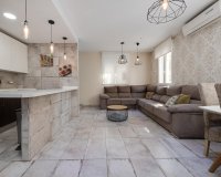 Resale - Town House -
Torrevieja - Centro