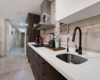 Resale - Town House -
Torrevieja - Centro