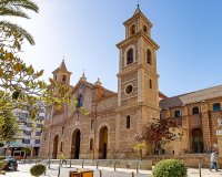 Resale - Town House -
Torrevieja - Centro