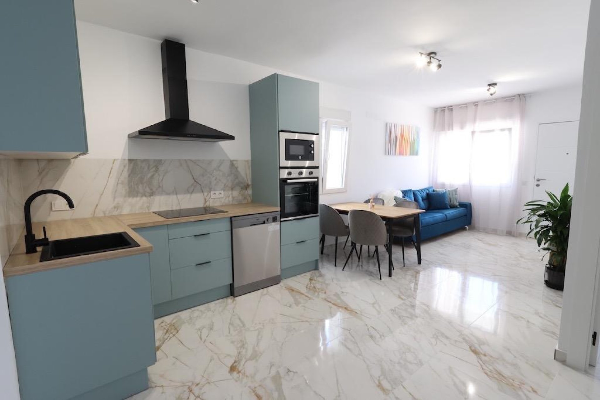 Resale - Town House -
Torrevieja - Costa Blanca