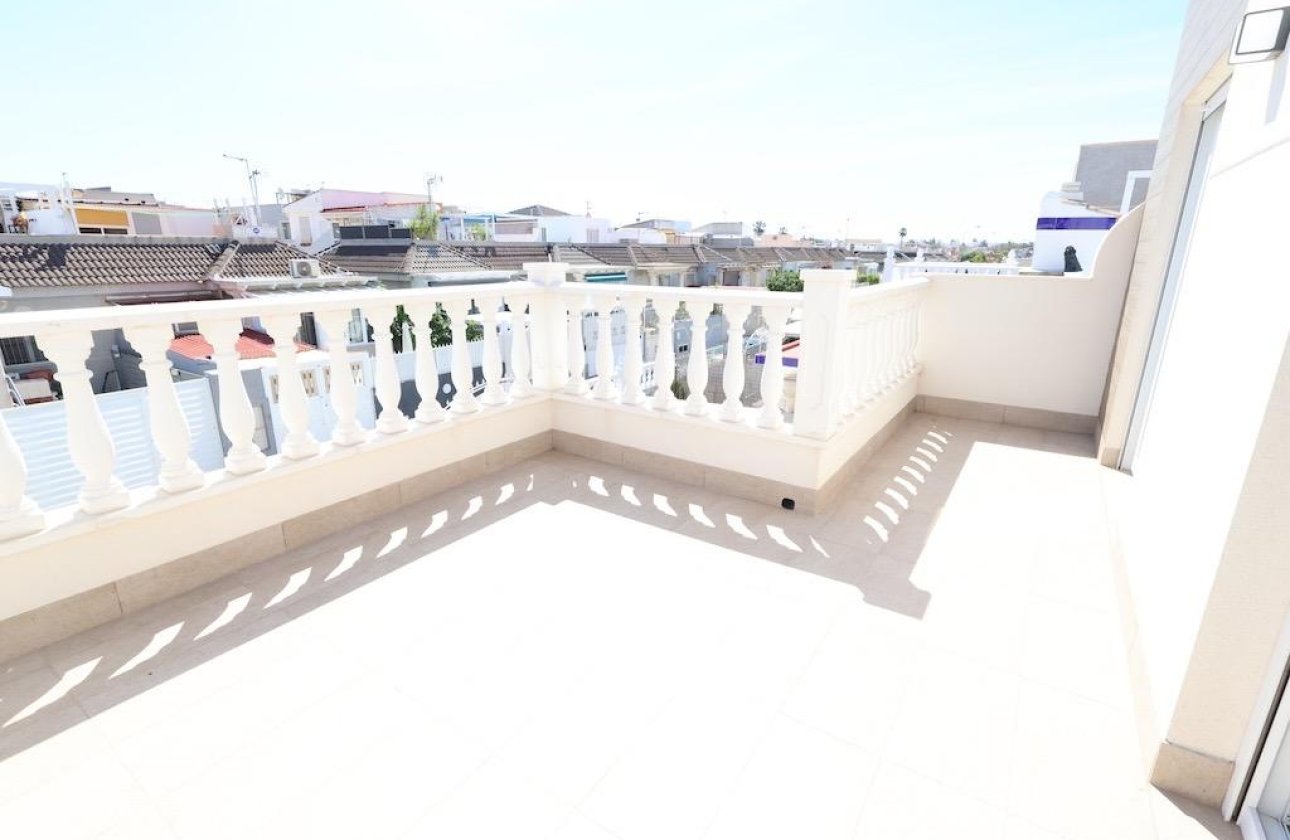 Resale - Town House -
Torrevieja - Costa Blanca