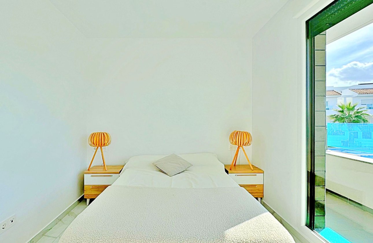 Resale - Town House -
Torrevieja - Costa Blanca