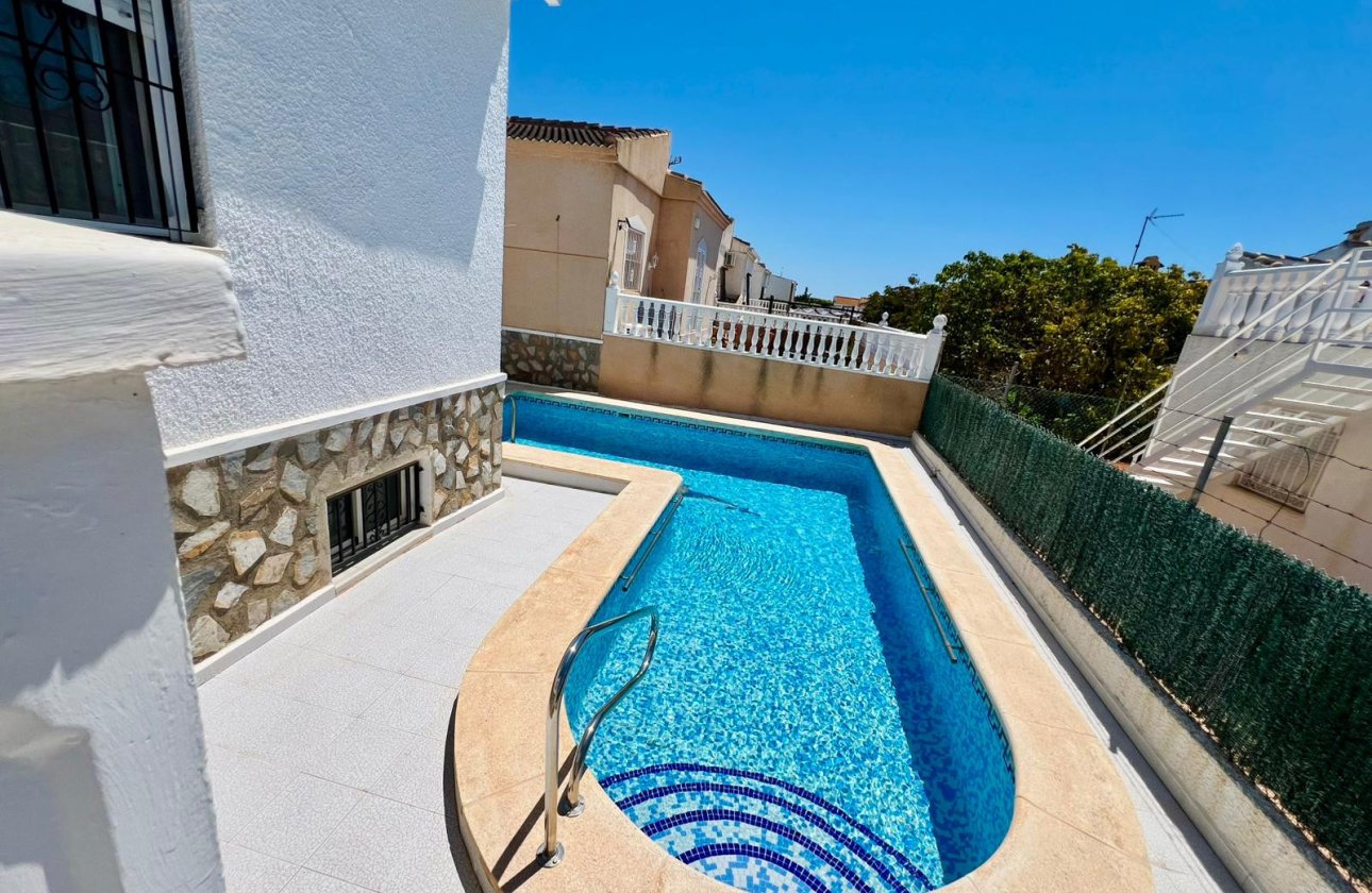 Resale - Town House -
Torrevieja - Costa Blanca