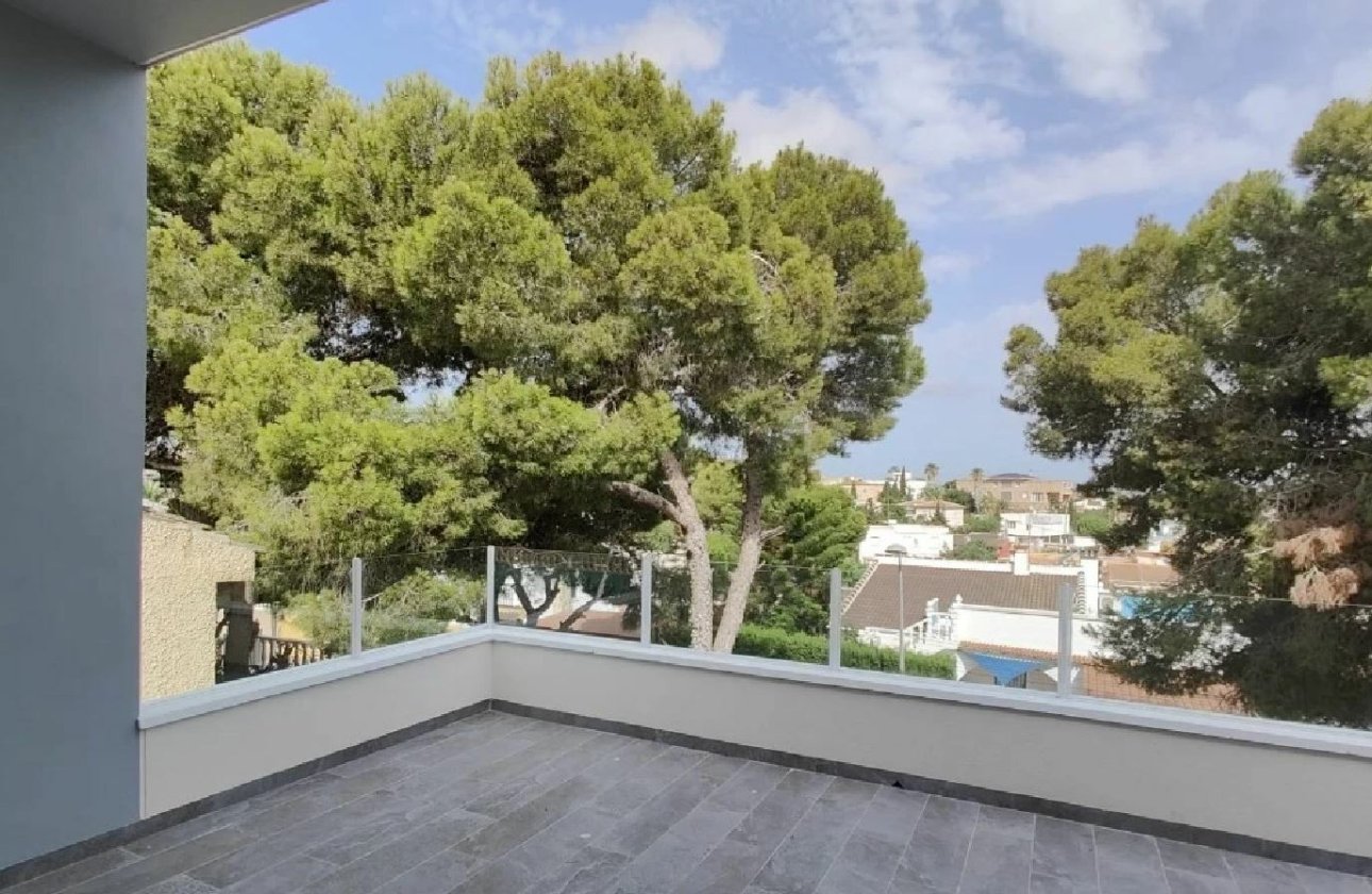 Resale - Town House -
Torrevieja - Costa Blanca