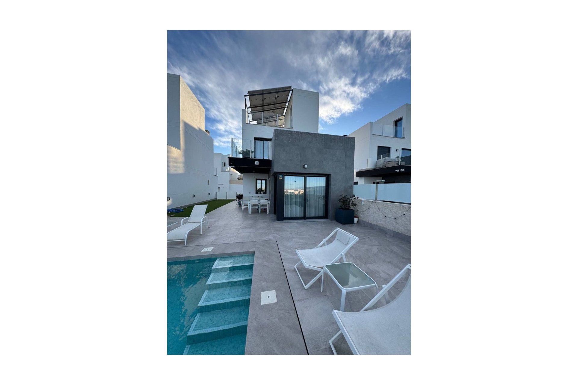 Resale - Town House -
Torrevieja - Costa Blanca