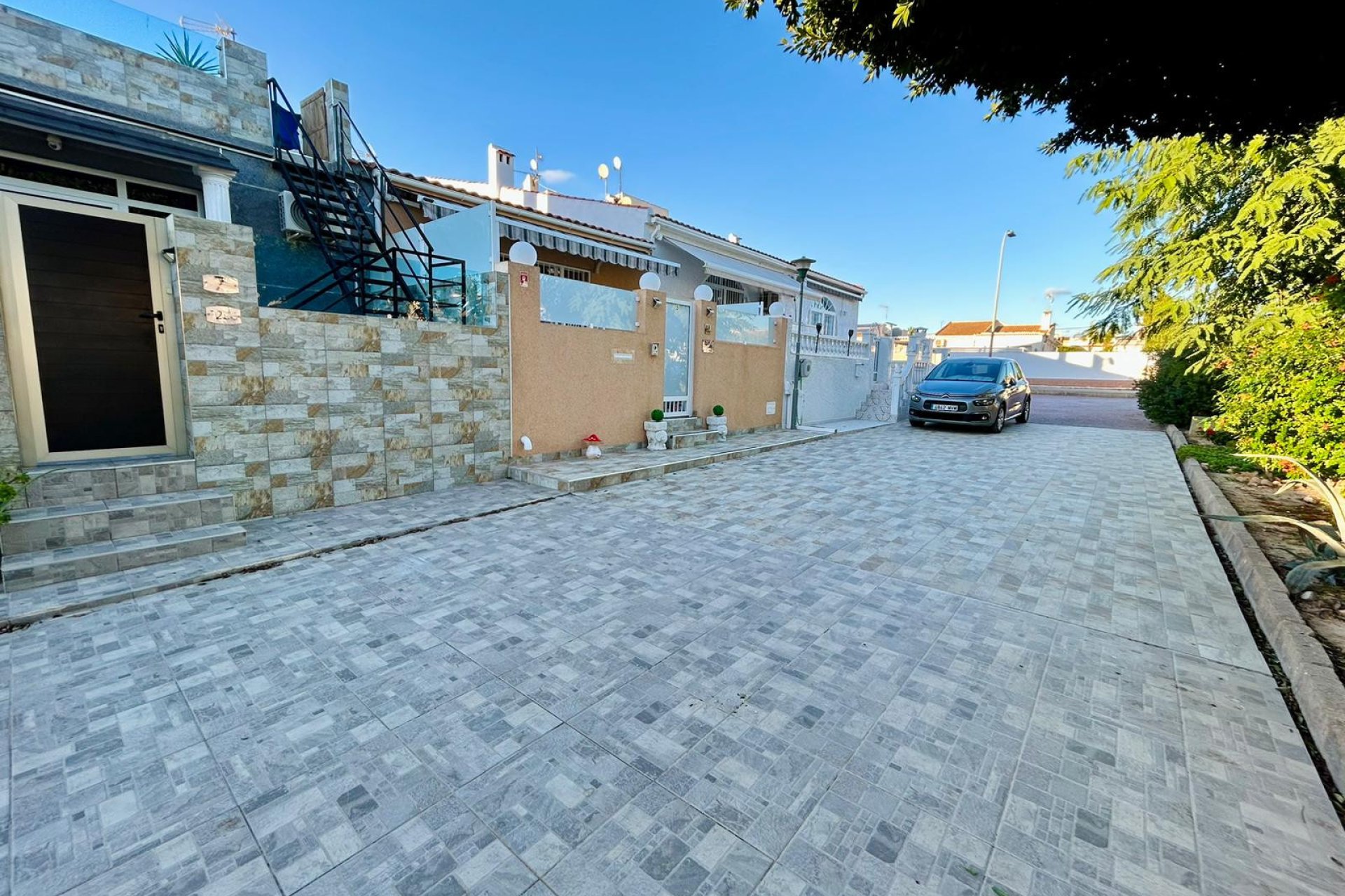 Resale - Town House -
Torrevieja - Costa Blanca