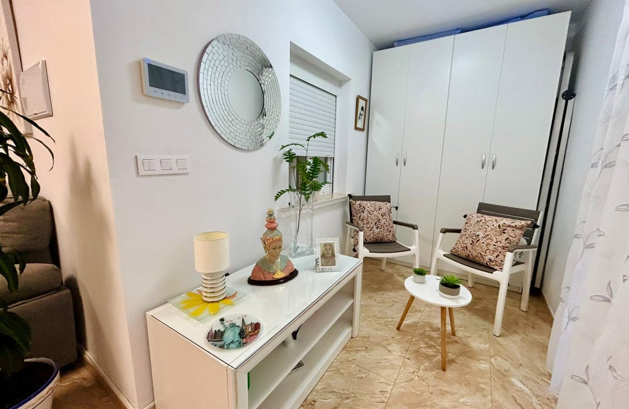 Resale - Town House -
Torrevieja - Costa Blanca