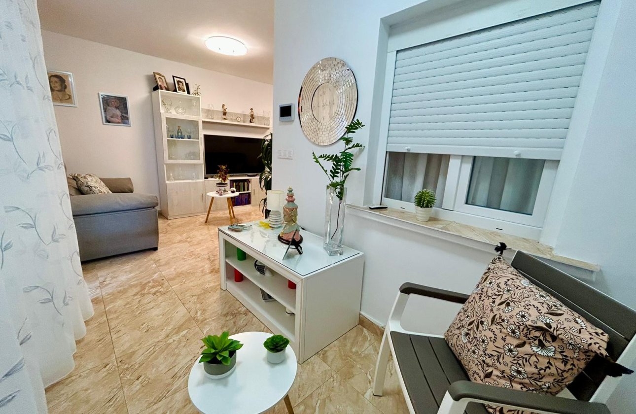 Resale - Town House -
Torrevieja - Costa Blanca