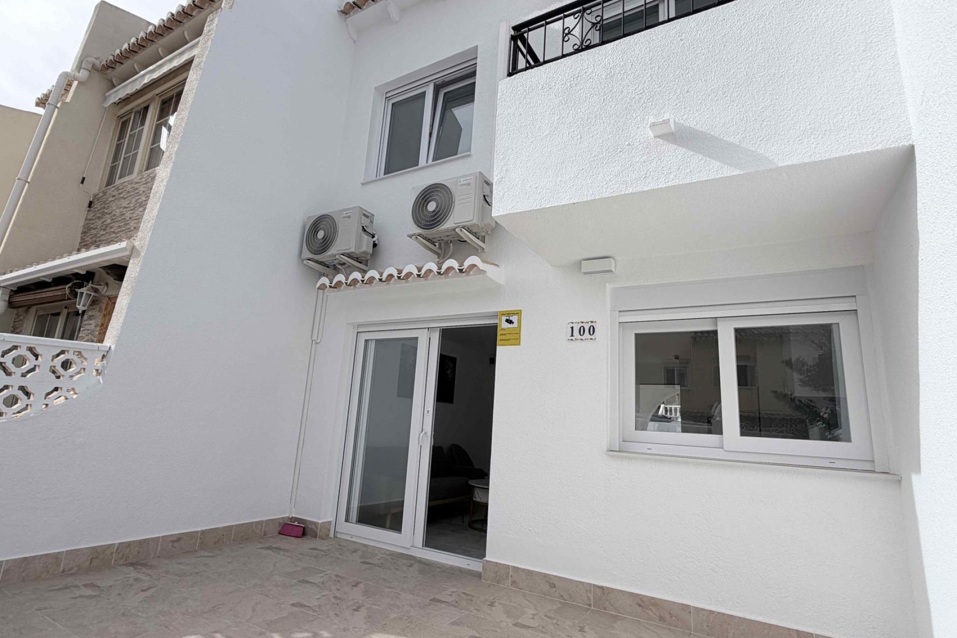 Resale - Town House -
Torrevieja - Costa Blanca