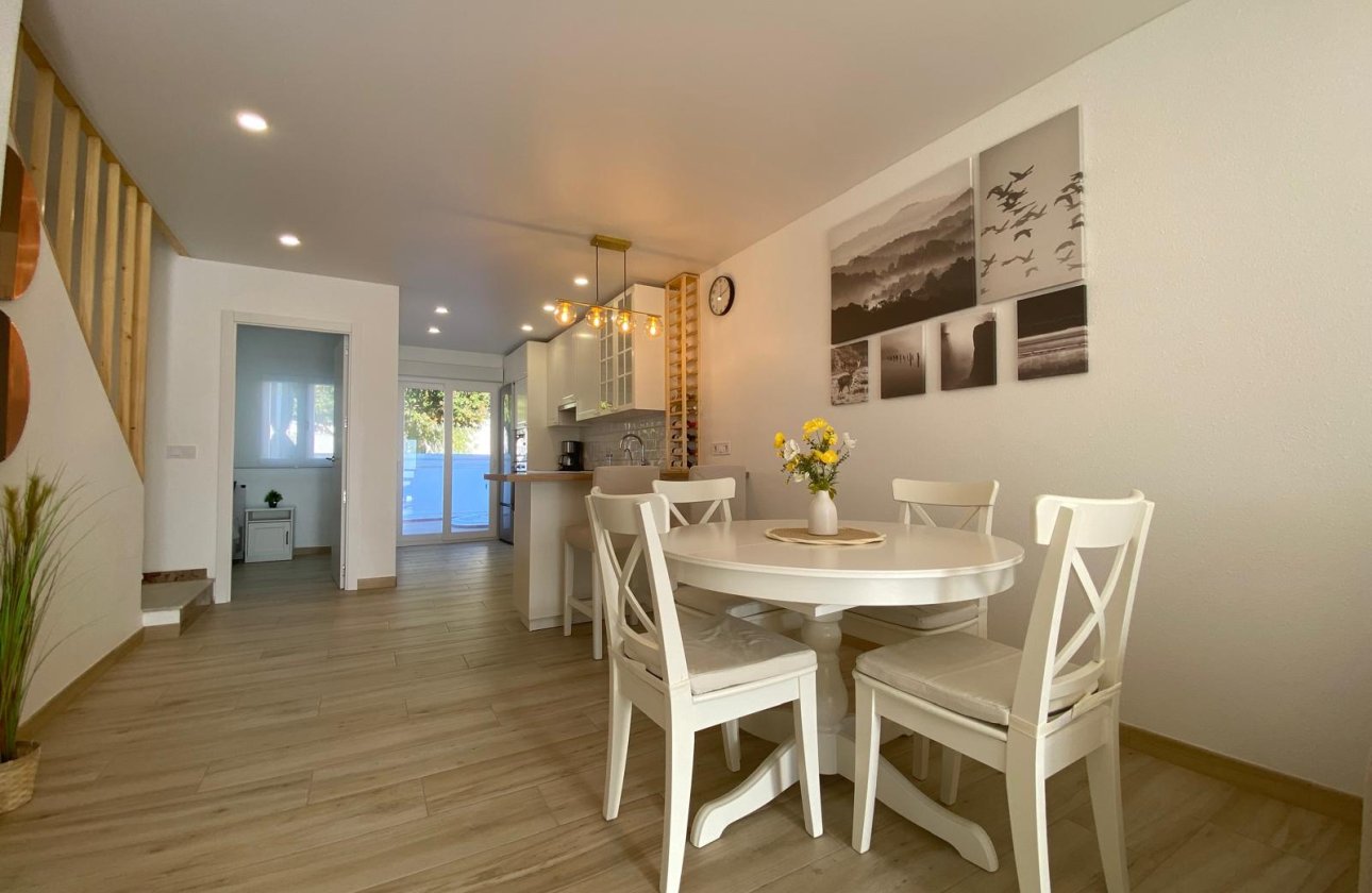 Resale - Town House -
Torrevieja - Costa Blanca