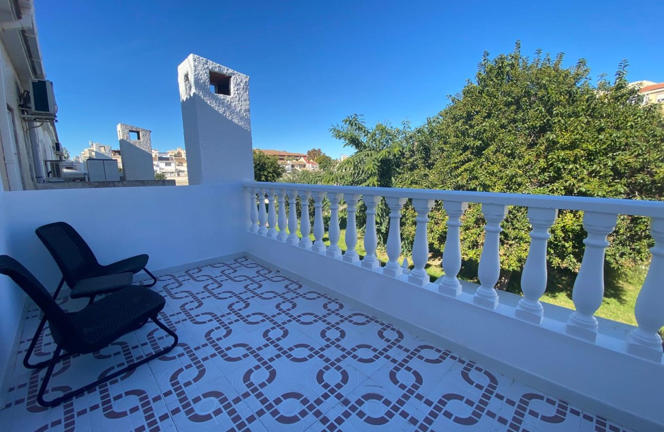 Resale - Town House -
Torrevieja - Costa Blanca