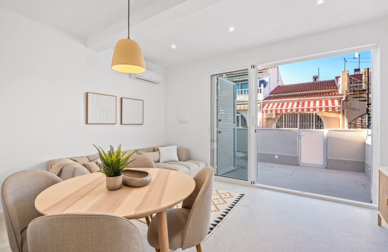 Resale - Town House -
Torrevieja - Costa Blanca