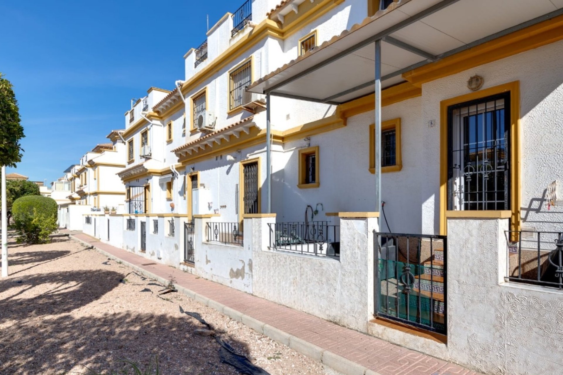 Resale - Town House -
Torrevieja - Costa Blanca