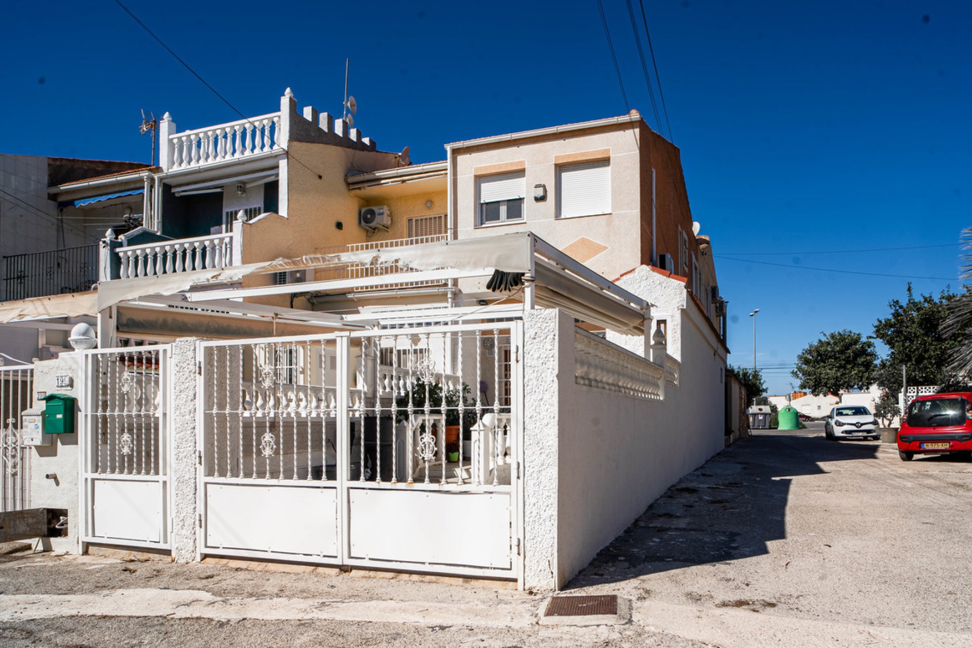 Resale - Town House -
Torrevieja - Costa Blanca