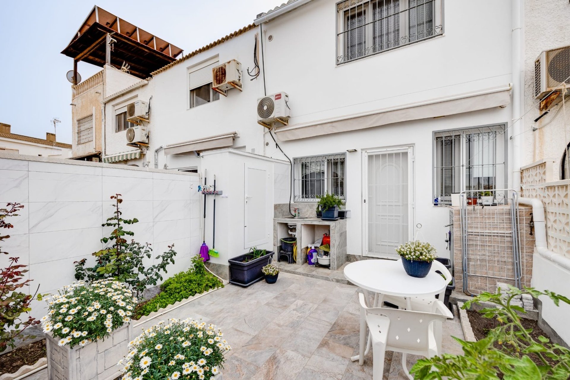 Resale - Town House -
Torrevieja - Costa Blanca