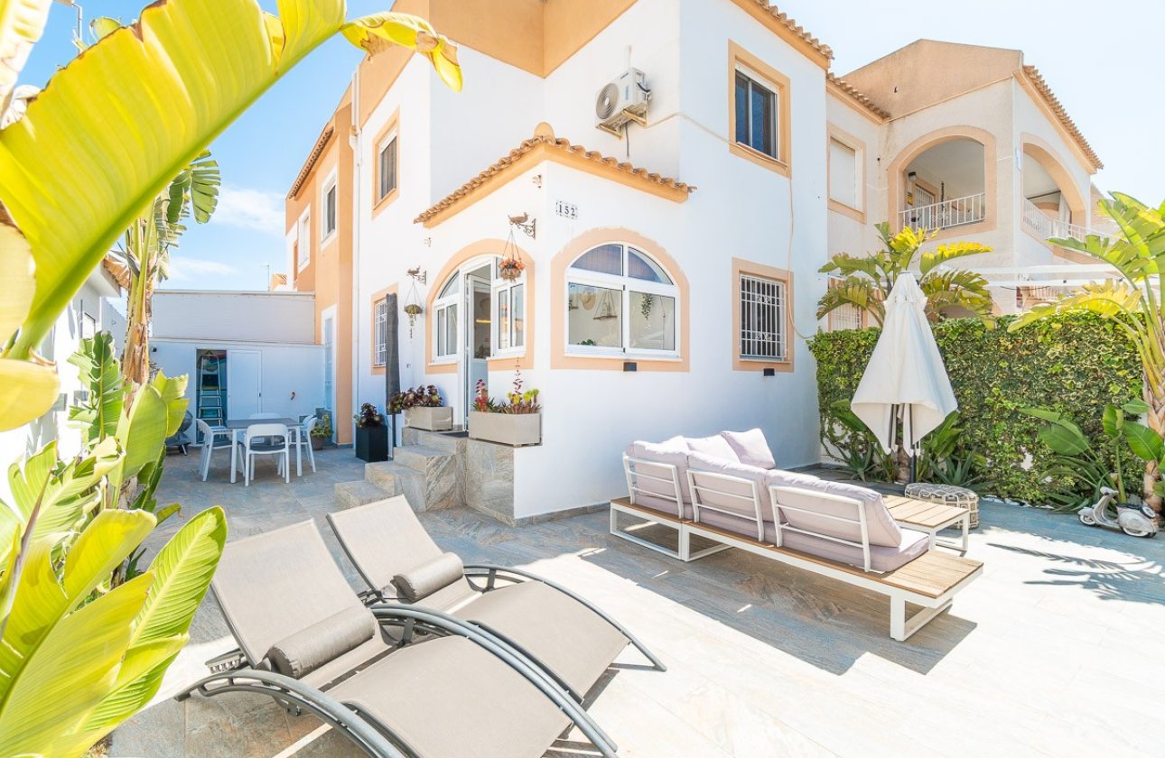 Resale - Town House -
Torrevieja - Costa Blanca