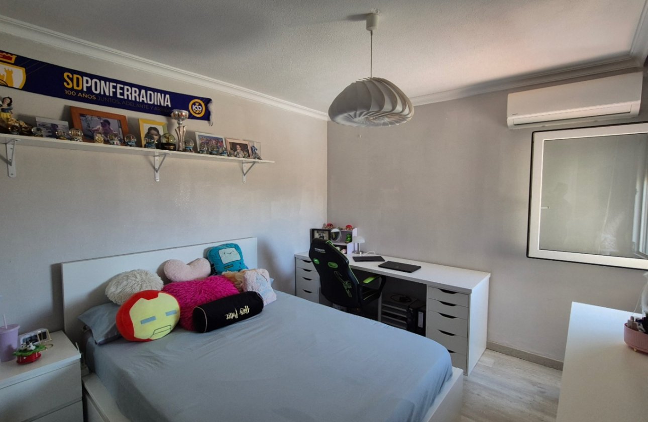 Resale - Town House -
Torrevieja - Costa Blanca