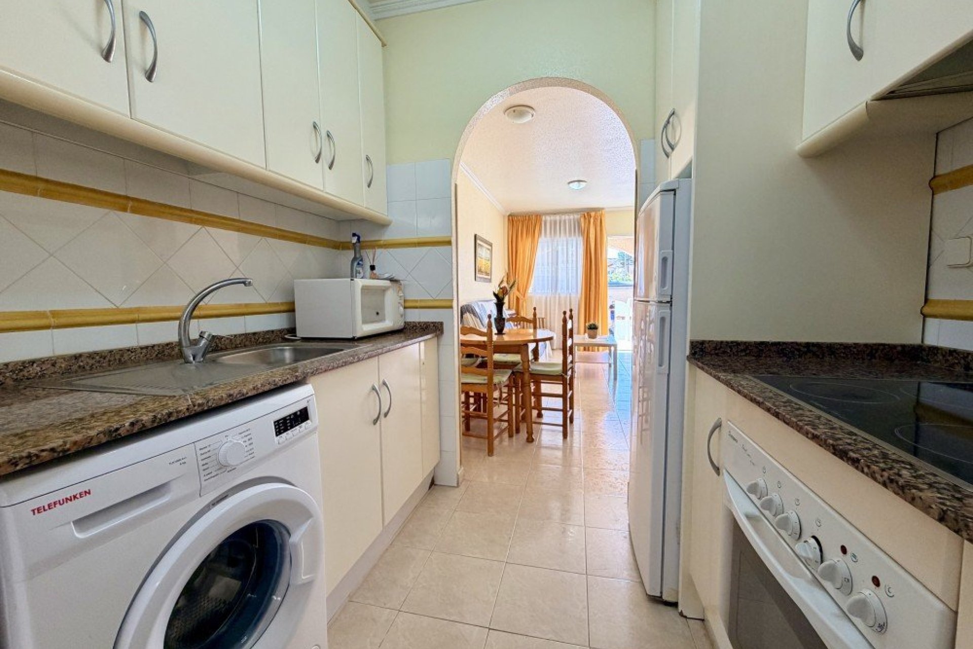 Resale - Town House -
Torrevieja - Costa Blanca