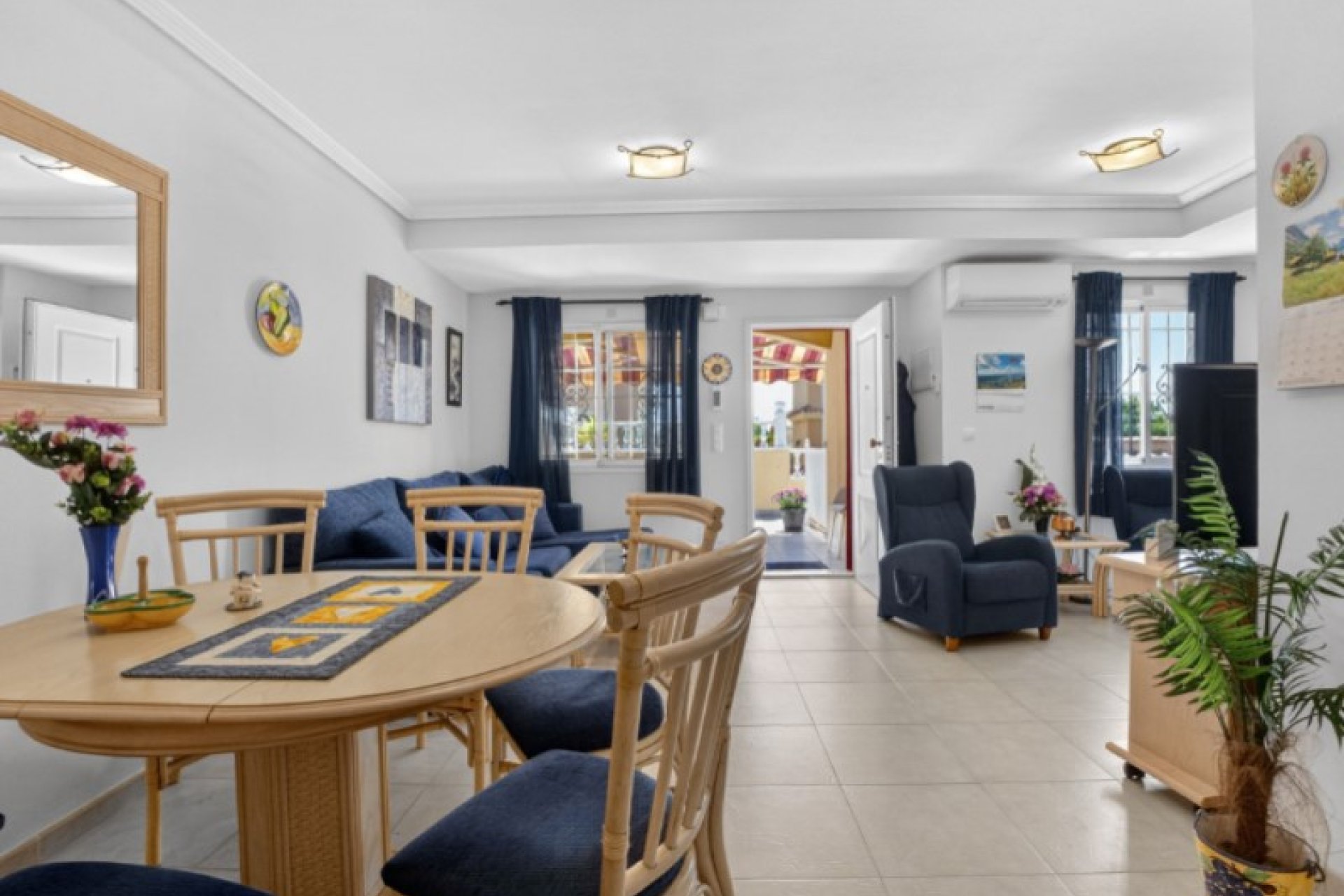 Resale - Town House -
Torrevieja - Costa Blanca