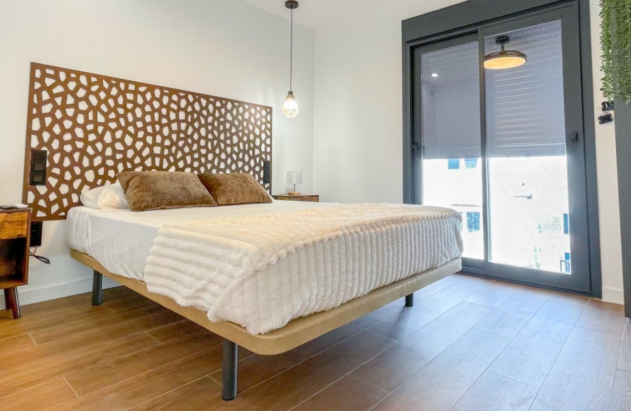 Resale - Town House -
Torrevieja - Costa Blanca