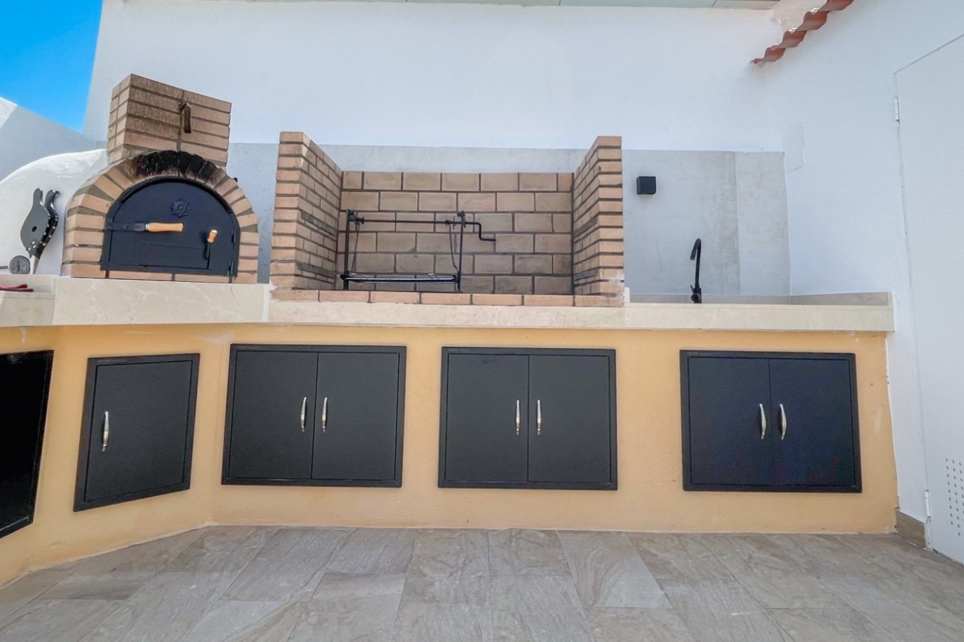 Resale - Town House -
Torrevieja - Costa Blanca