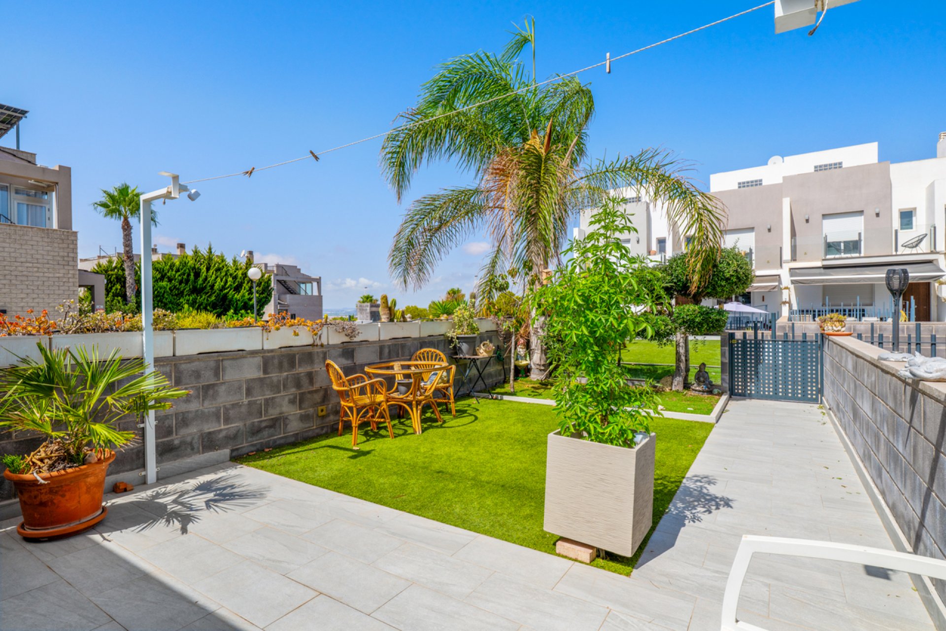 Resale - Town House -
Torrevieja - Costa Blanca
