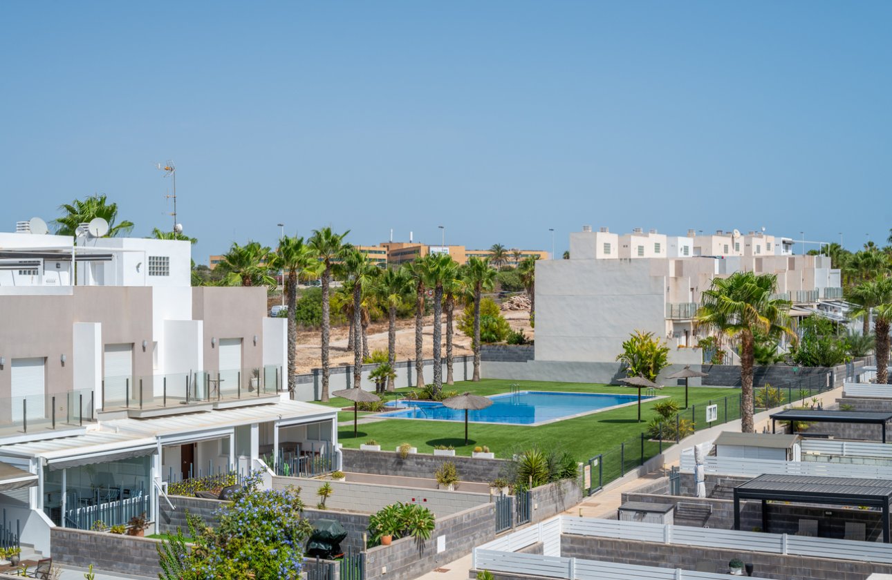 Resale - Town House -
Torrevieja - Costa Blanca