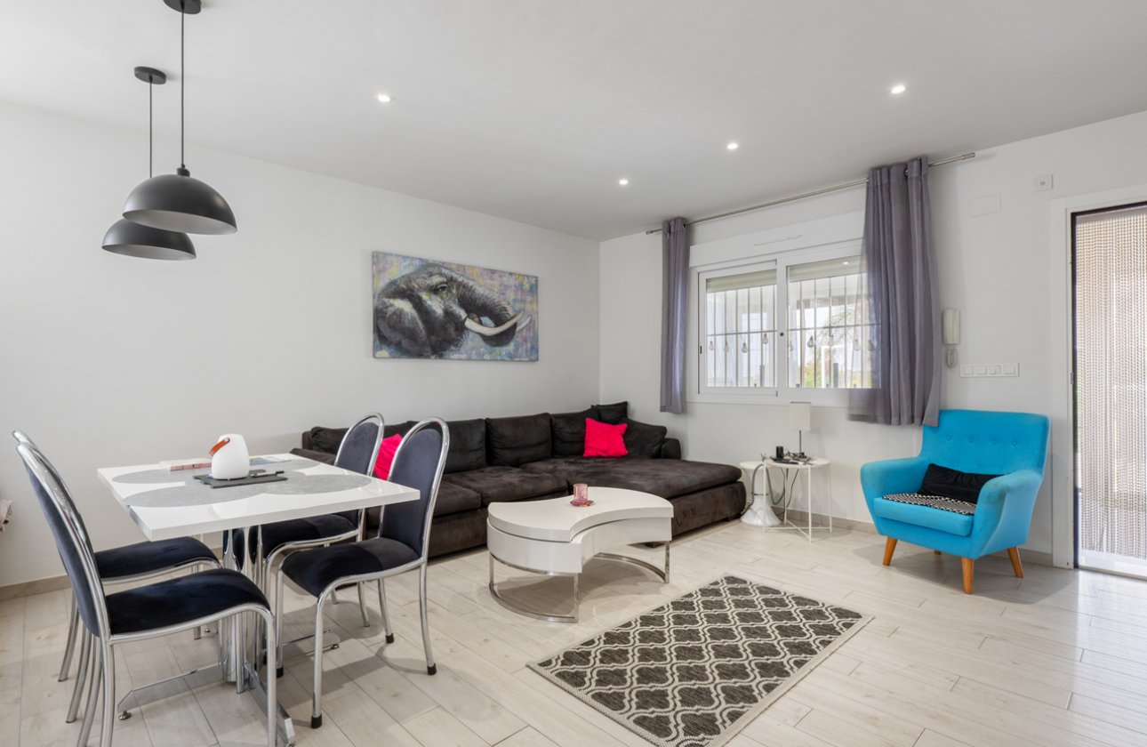 Resale - Town House -
Torrevieja - Costa Blanca