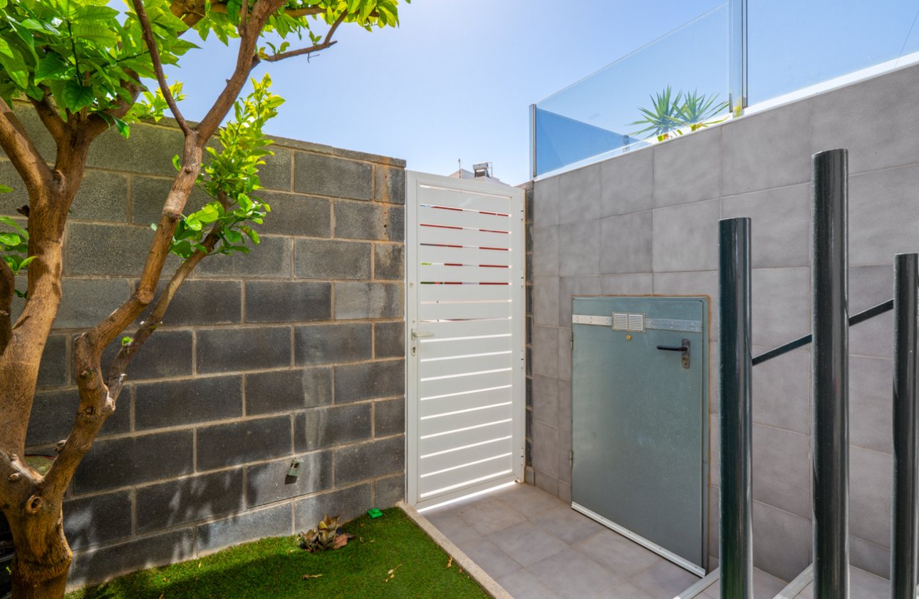 Resale - Town House -
Torrevieja - Costa Blanca