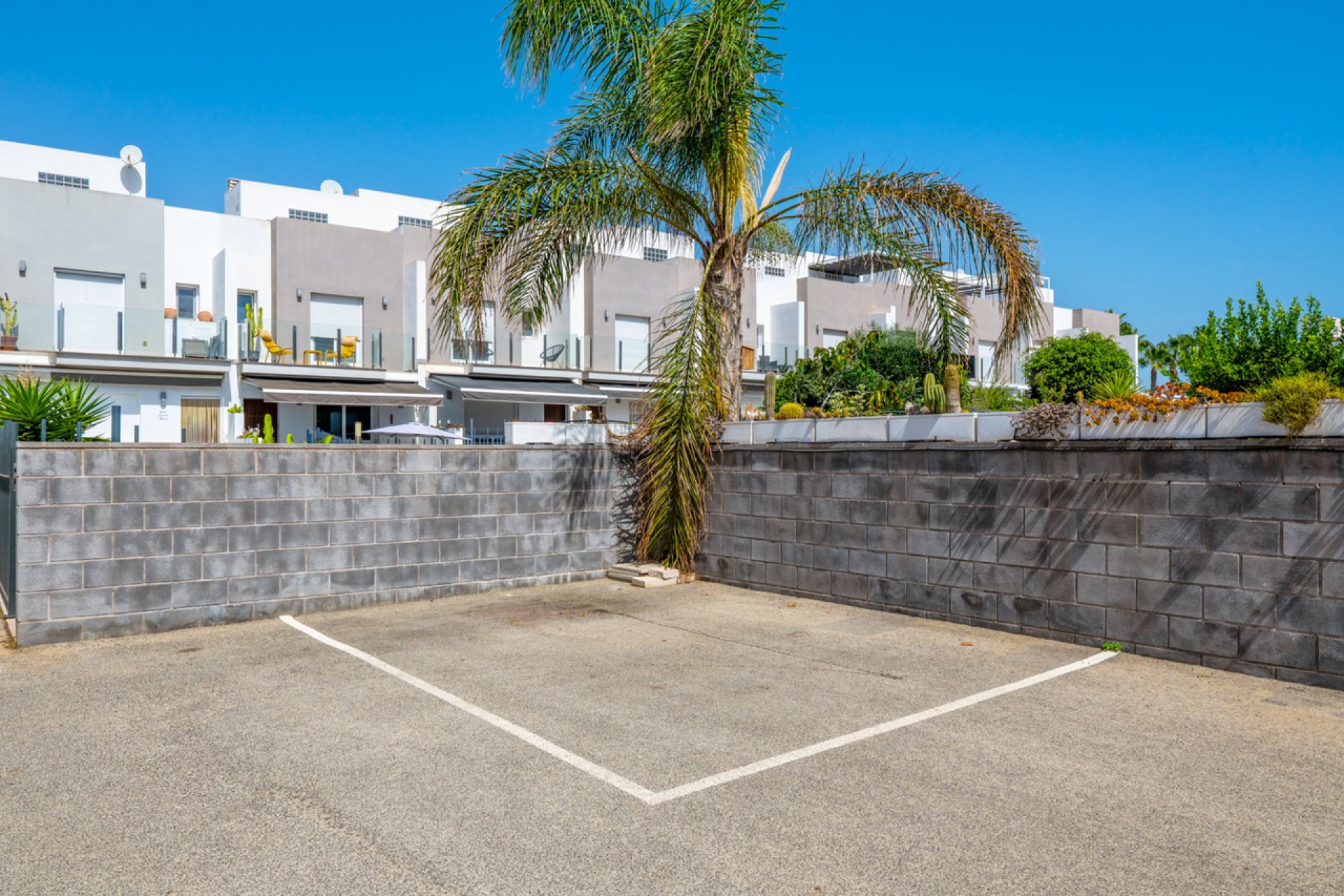 Resale - Town House -
Torrevieja - Costa Blanca