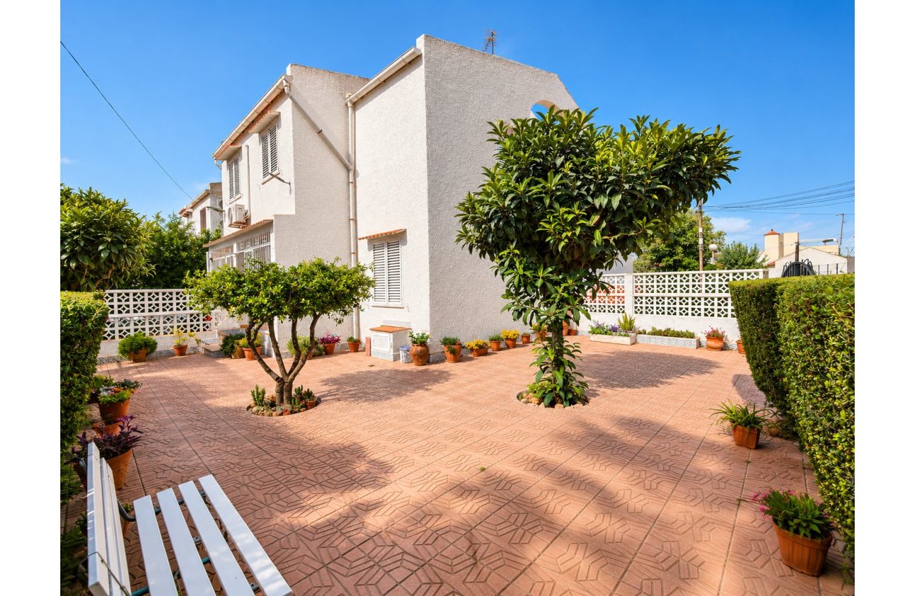 Resale - Town House -
Torrevieja - Costa Blanca