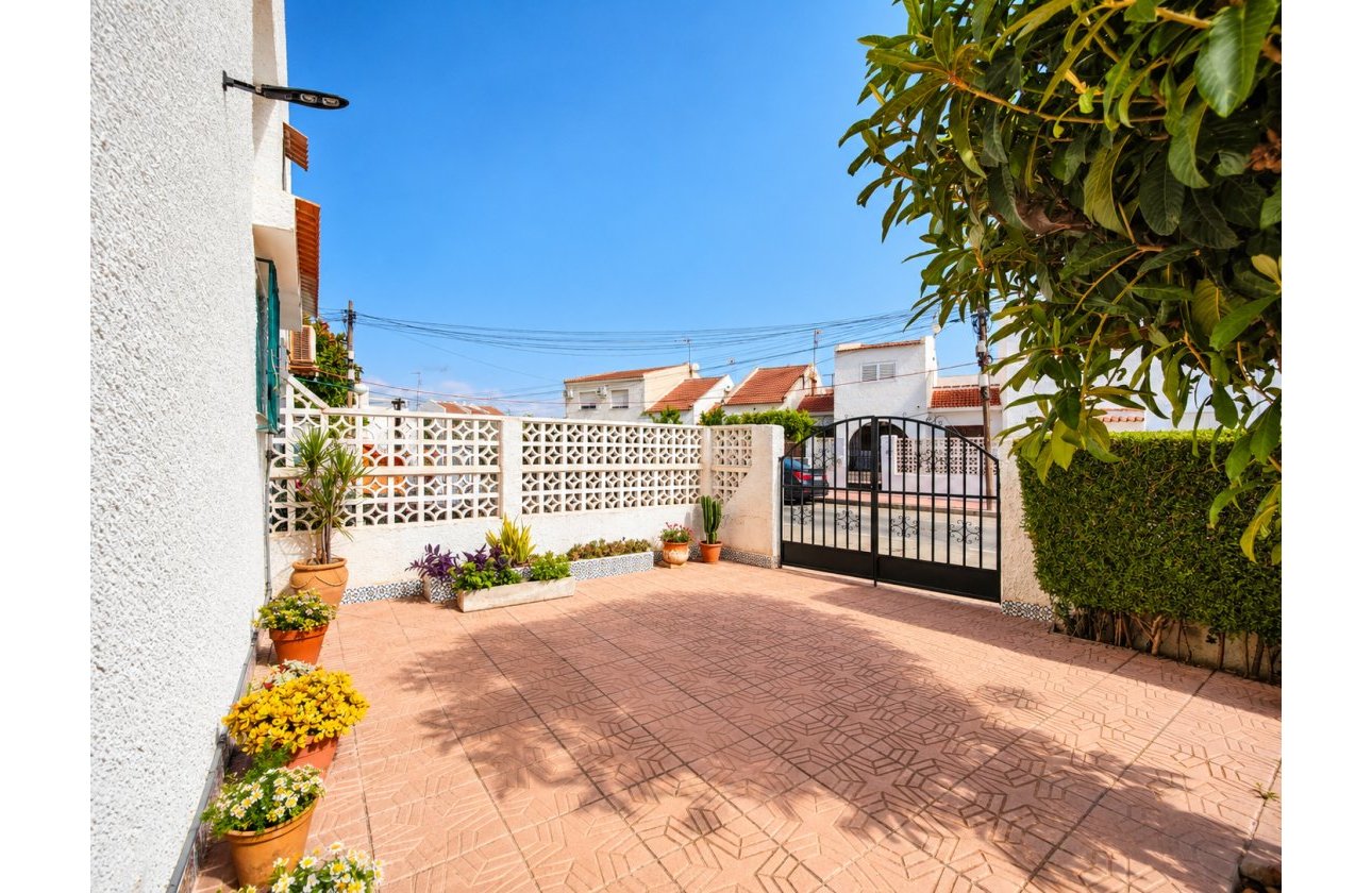 Resale - Town House -
Torrevieja - Costa Blanca