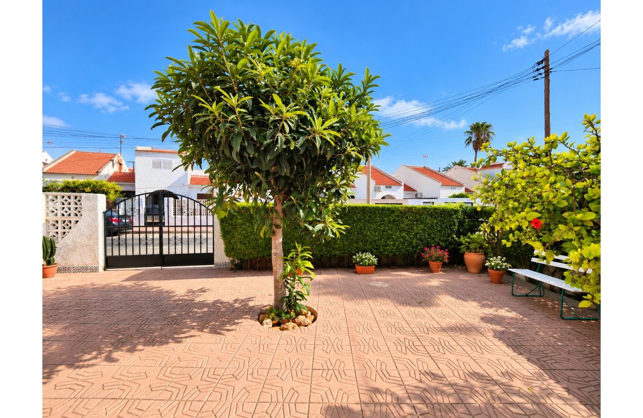 Resale - Town House -
Torrevieja - Costa Blanca